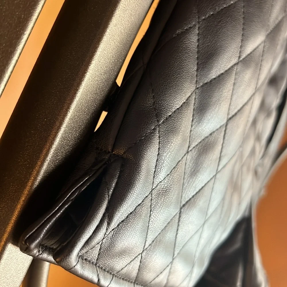 ZARA Faux Leather Quilted Shorts - Picture 8 of 15